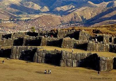 FORTALEZ DE SACSAYHUAMAN